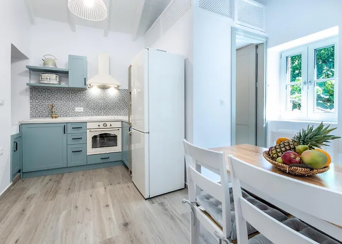 Lägenhet Christina Symi